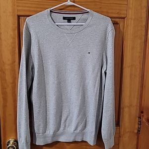 Tommy Hilfiger sweater